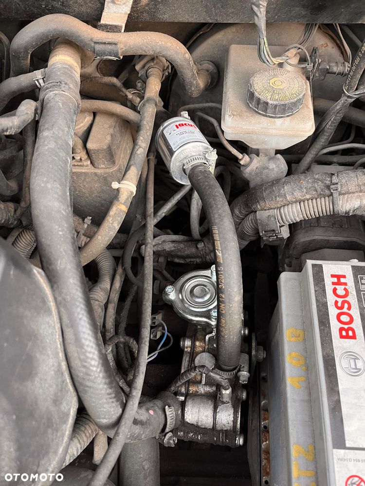 Toyota Yaris 1.3 - 15