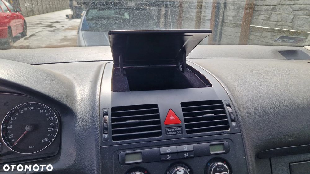 VOLKSWAGEN TOURAN SCHOWEK DESKI GÓRNY - 1