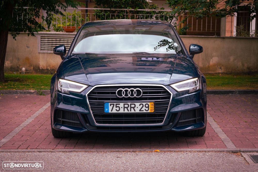 Audi A3 Limousine 1.6 TDI S-line - 1