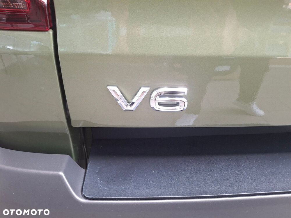 Volkswagen Amarok - 9