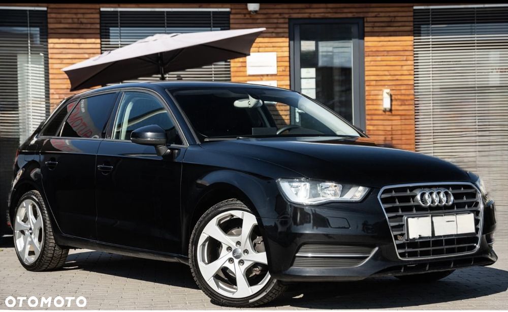 Audi A3 Sportback 1.6 TDI Ambition S tronic - 1