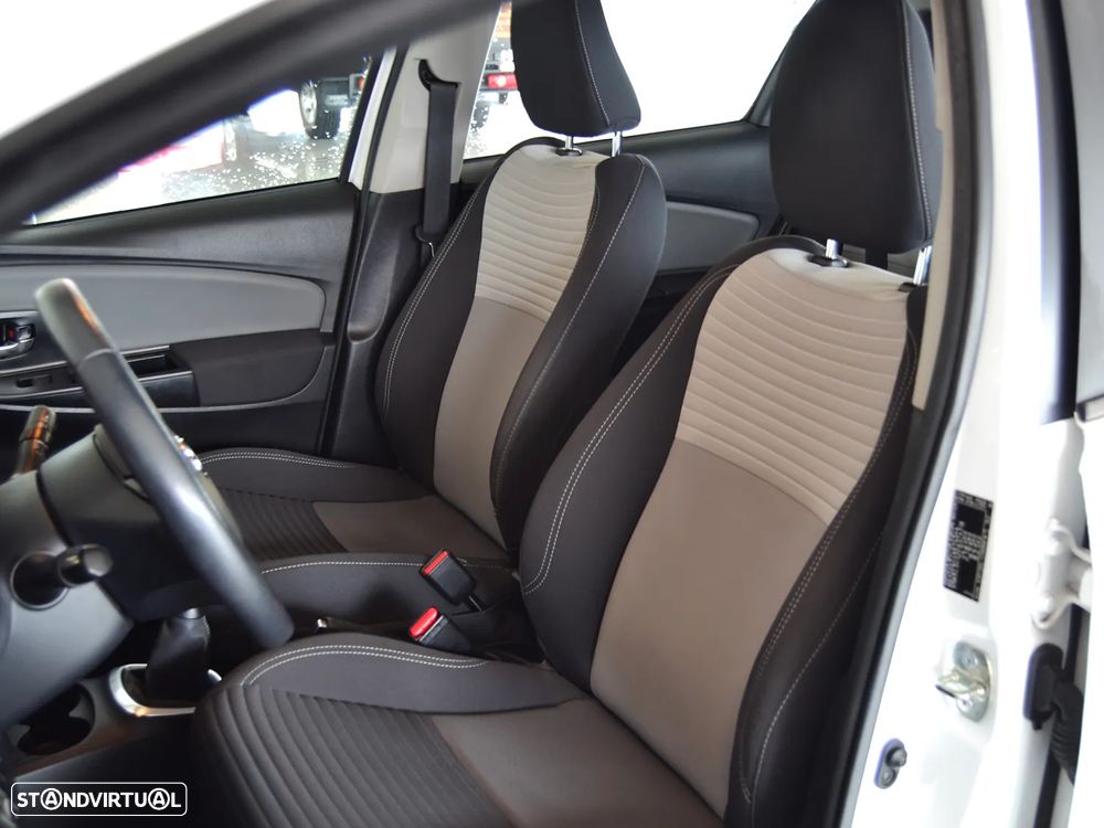 Toyota Yaris 1.0 VVT-i ACtive - 14