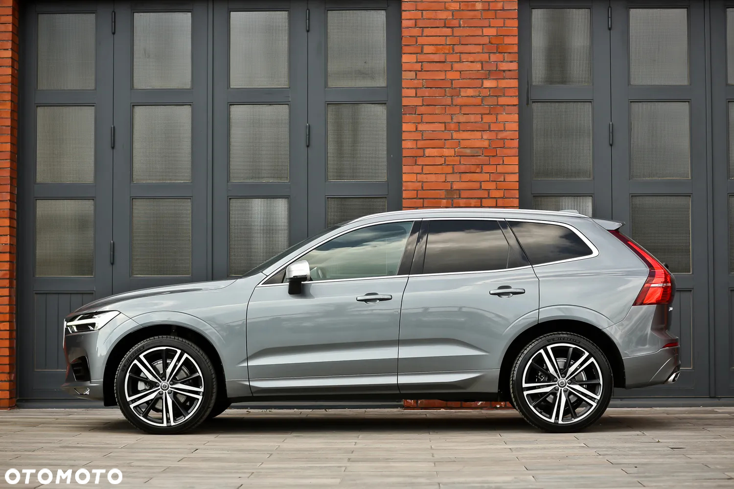 Volvo XC 60 D4 AWD Geartronic RDesign - 10