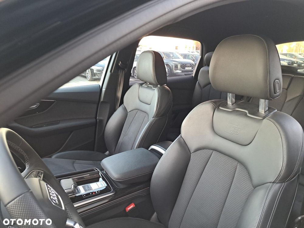 Audi Q7 - 11