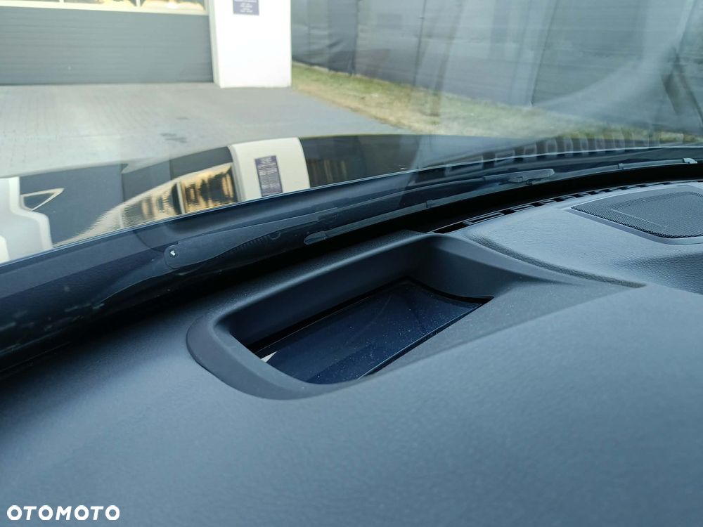 BMW 3GT 318d Business Edition - 18