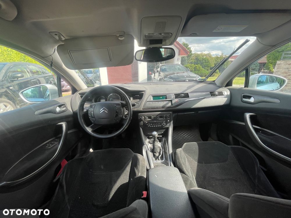 Citroën C5 HDi 110 Style - 15