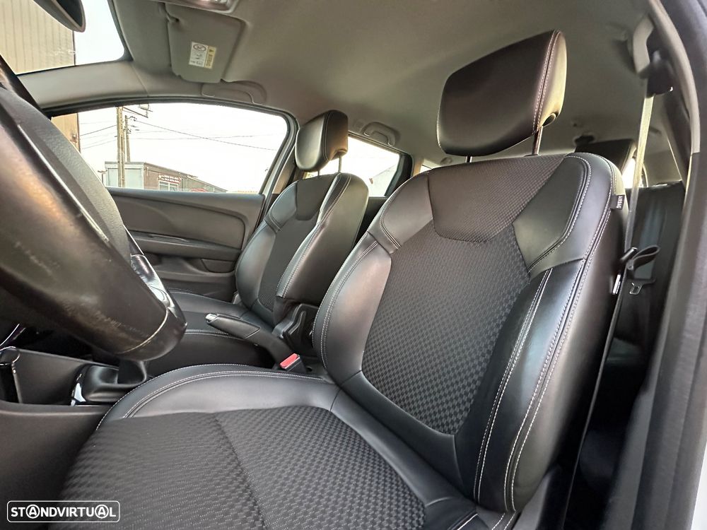 Renault Clio Sport Tourer Energy dCi 110 Start & Stop INTENS - 10