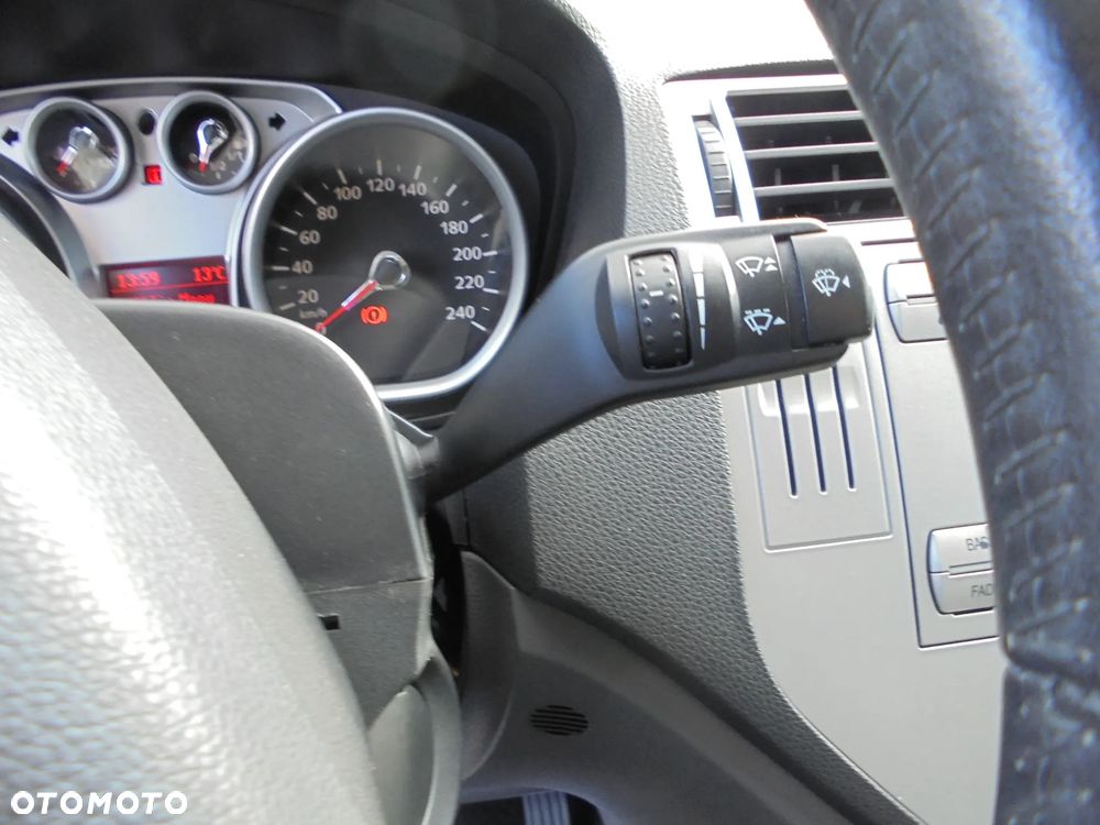 Ford Kuga 2.0 TDCi 2x4 Trend - 20