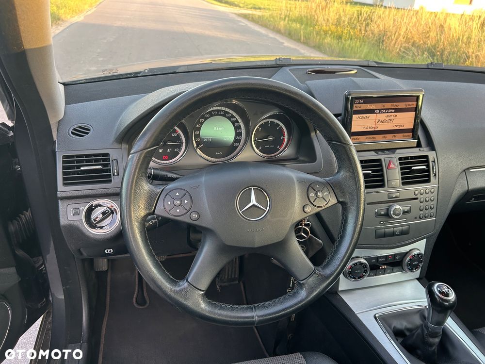 Mercedes-Benz Klasa C 200 CDI Avantgarde Edition - 10