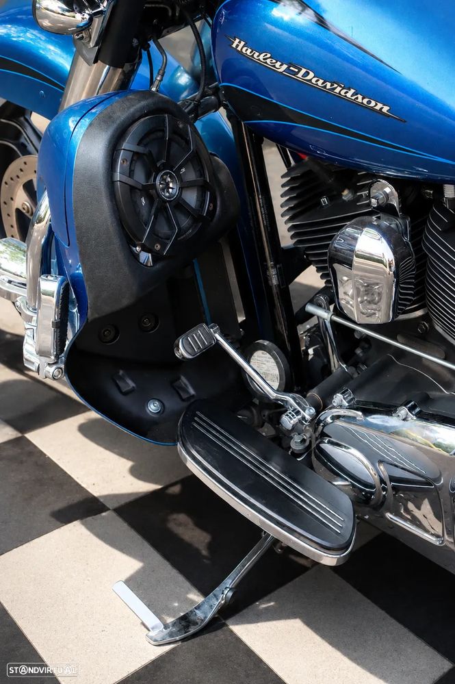 Harley-Davidson Street Streat Glide - 9