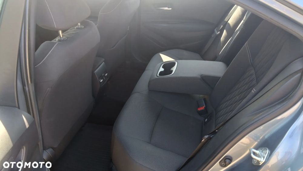 Toyota Corolla 1.6 Comfort - 19