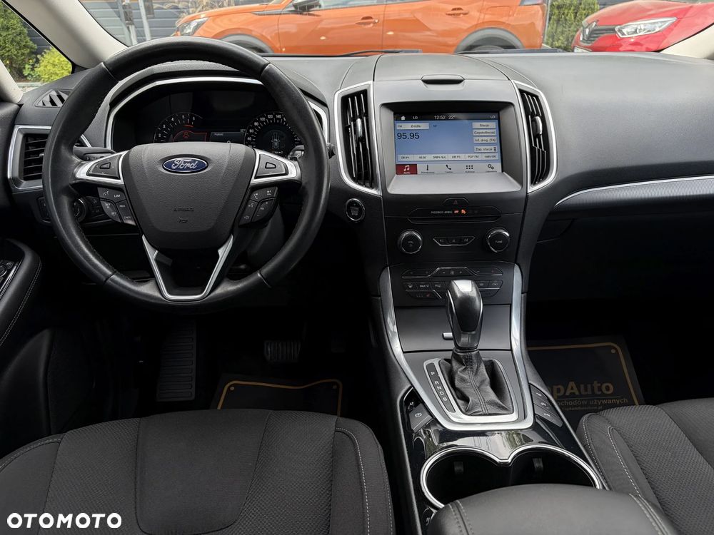 Ford S-Max 2.0 TDCi Titanium PowerShift - 34