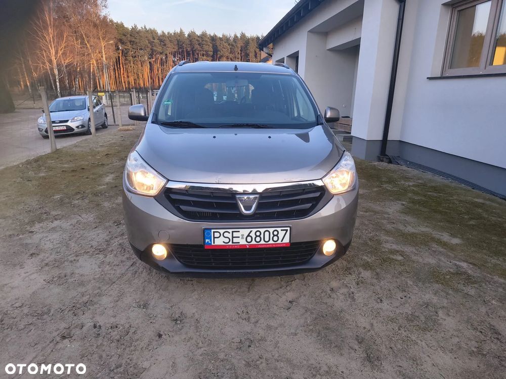 Dacia Lodgy 1.5 dCi Stepway - 8