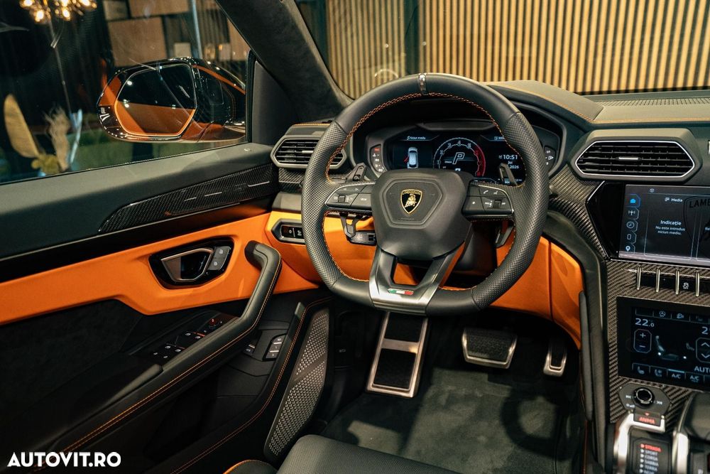 Lamborghini URUS - 27