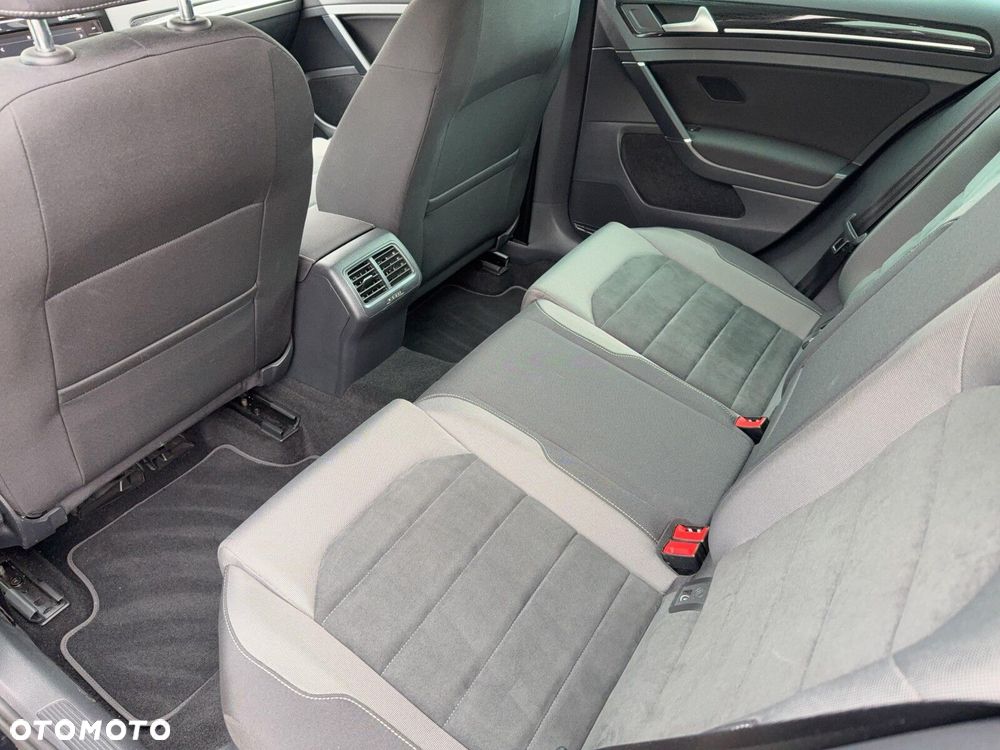 Volkswagen Golf 1.5 TSI BMT Highline - 14