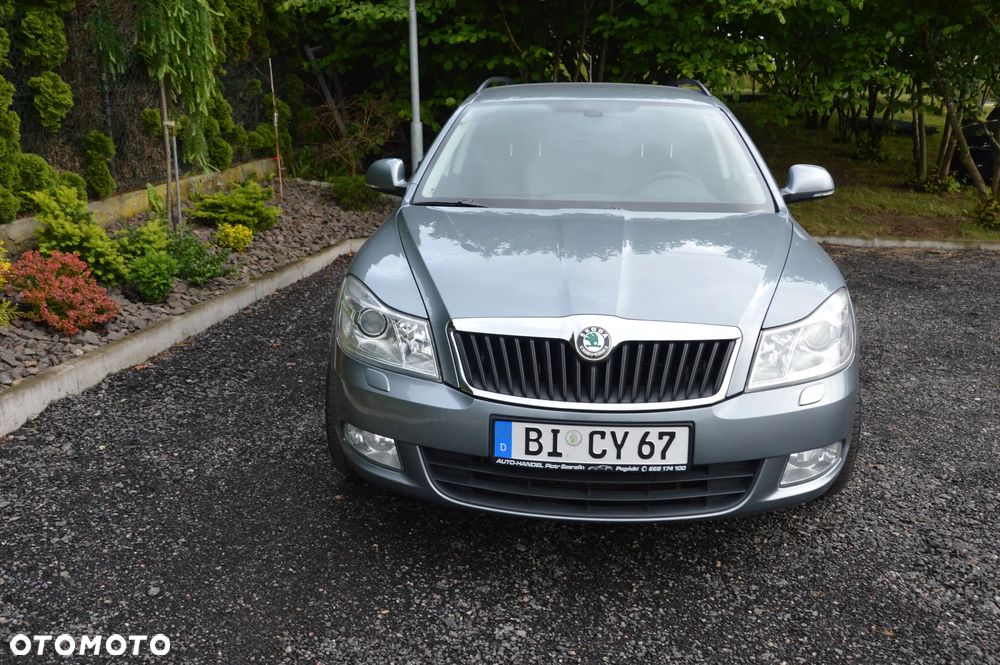 Skoda Octavia - 2