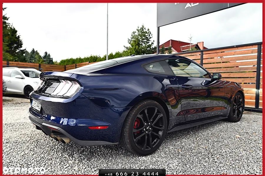 Ford Mustang 5.0 V8 GT - 12
