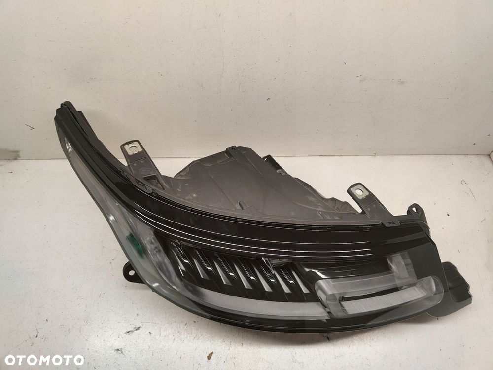 LAND ROVER SPORT L494 MID LED LAMPA PRAWY PRZÓD - 2