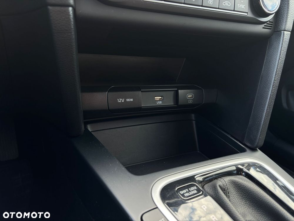 Kia XCeed 1.5 T-GDI M DCT - 20