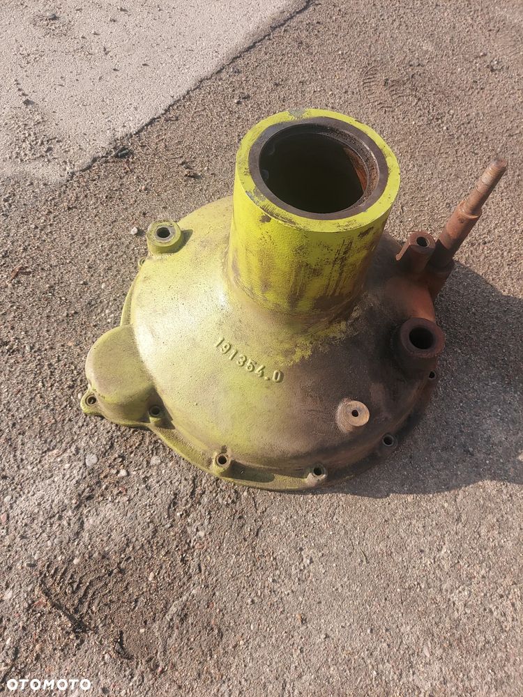 Dzwon silnika napędu 1913540 CLAAS DOMINATOR 78S 1990r - 2