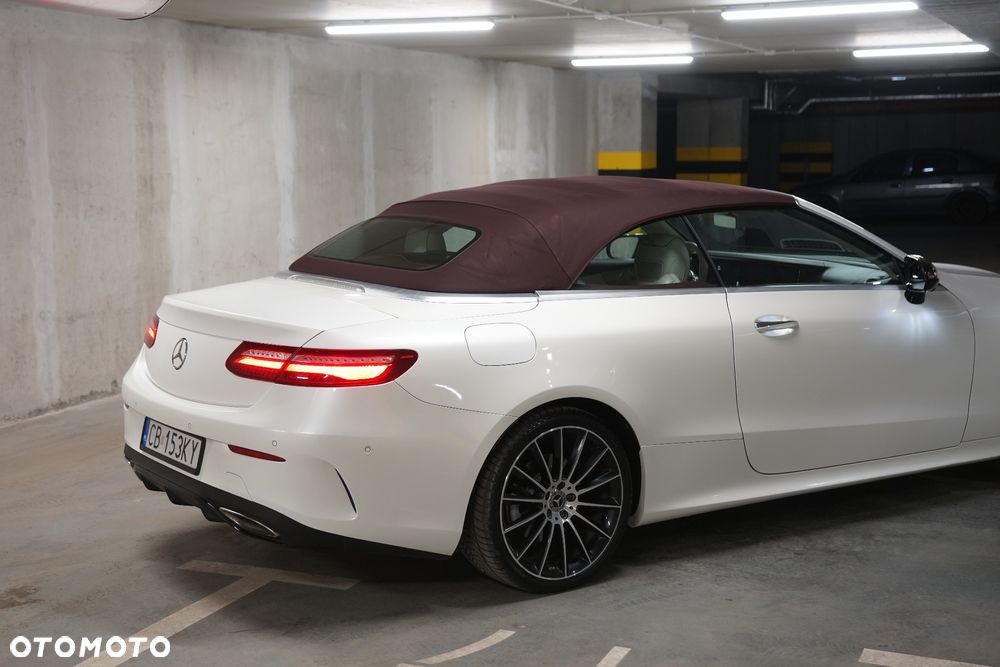 Mercedes-Benz Klasa E - 9