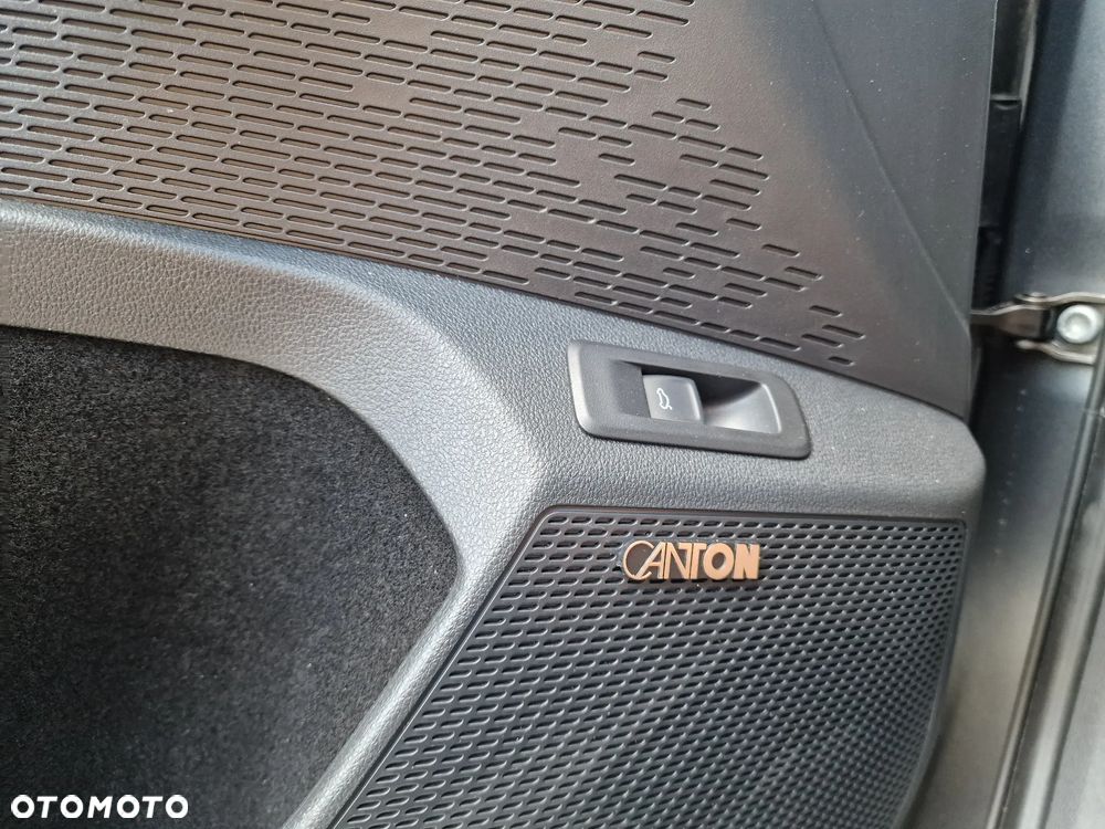 Skoda Octavia Combi 2.0 TDI DSG Sportline - 15