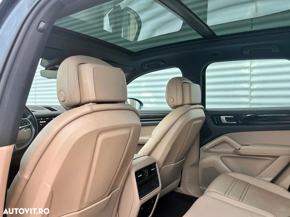 Porsche Cayenne S Tiptronic S - 10