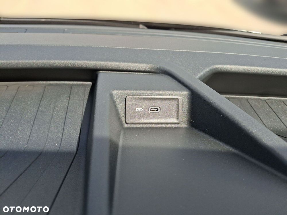 Volkswagen Crafter Furgon 4490 - 39