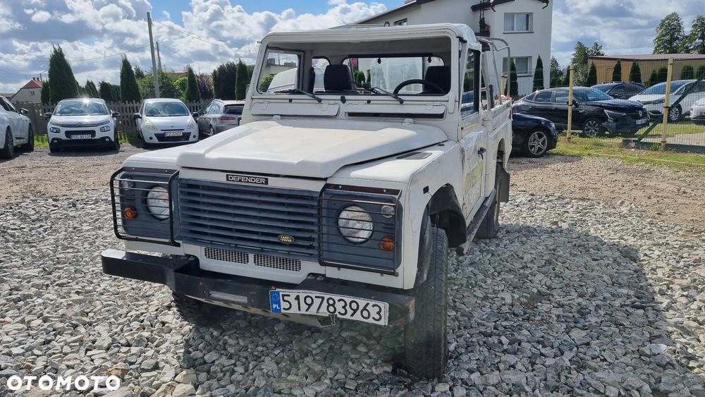 Land Rover Defender - 12