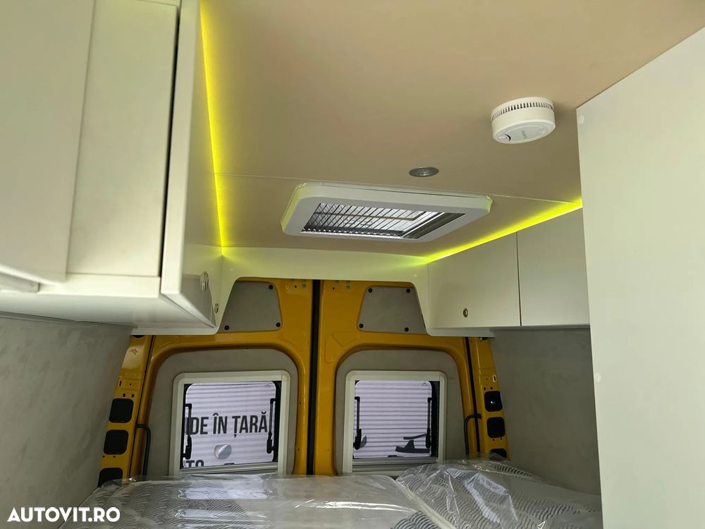 Mercedes-Benz Sprinter - 41