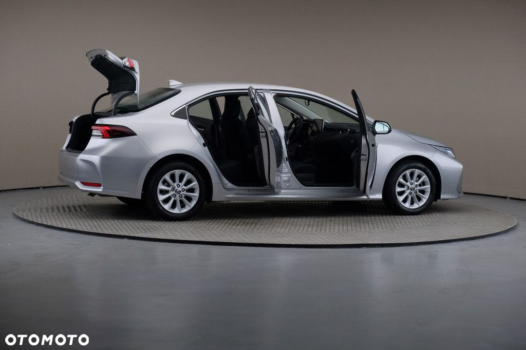 Toyota Corolla - 6