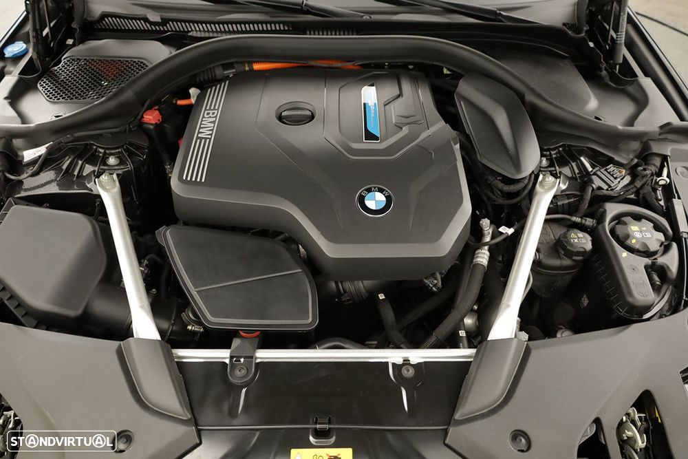 BMW 530 e Pack M - 26
