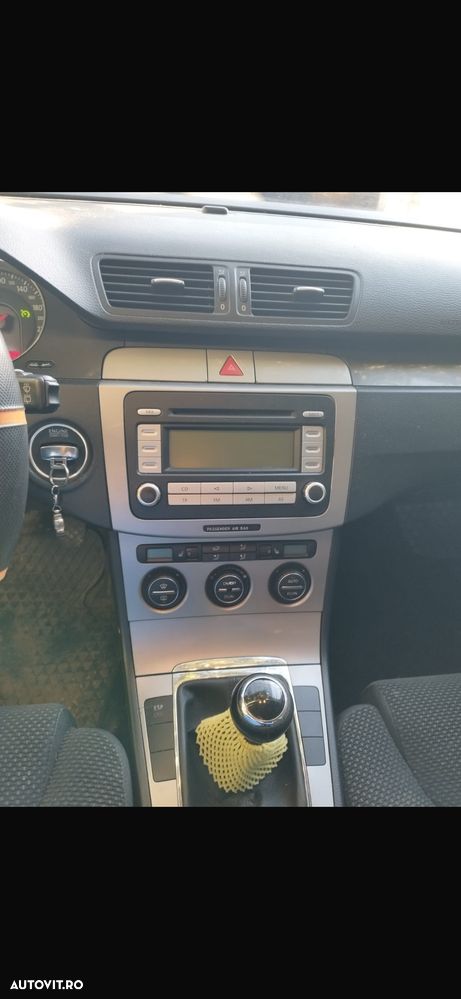 Volkswagen Passat - 7