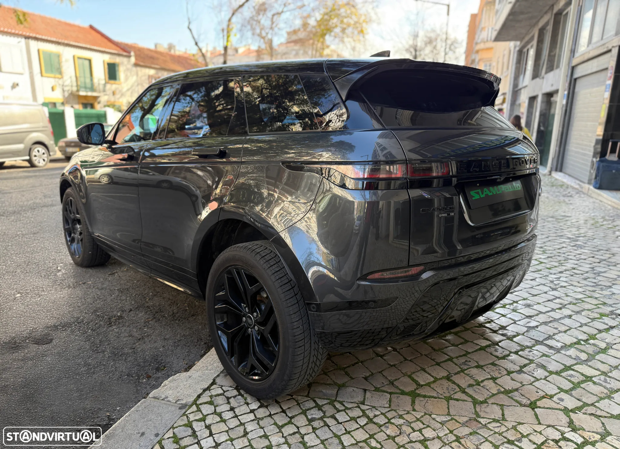 Land Rover Range Rover Evoque 2.0 D180 AWD R-Dynamic S Auto - 3