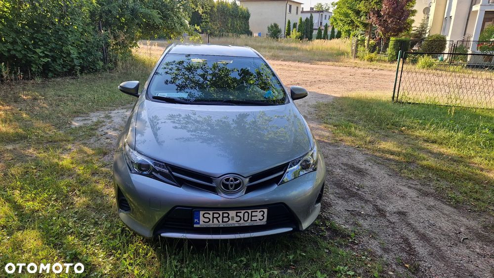 Toyota Auris 1.33 VVT-i Life Comfort - 1