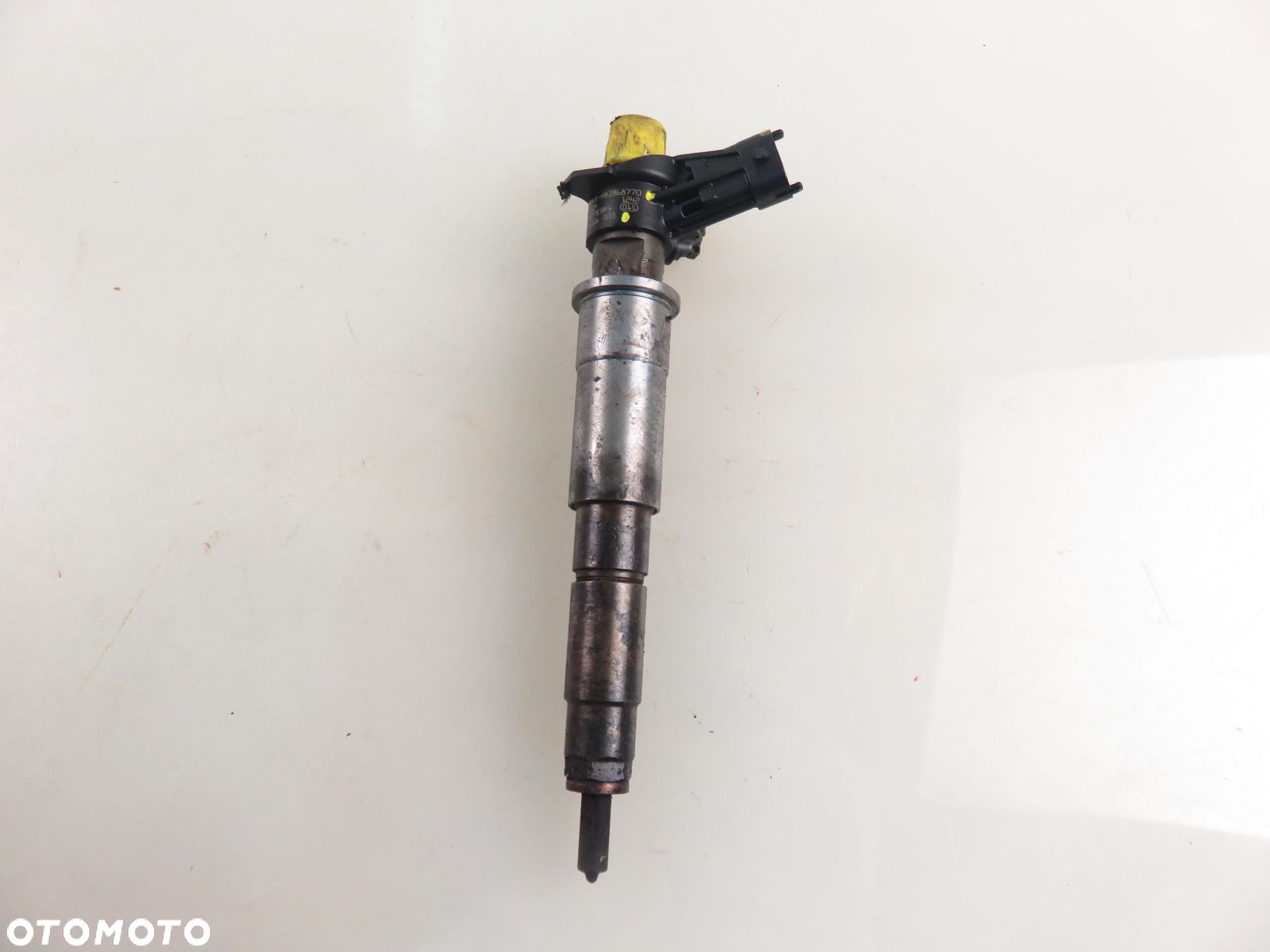 WTRYSKIWACZ INFINITI M (Y51) 3.0d V6 238 - V9X 889945H82868770 0445116033 - 1