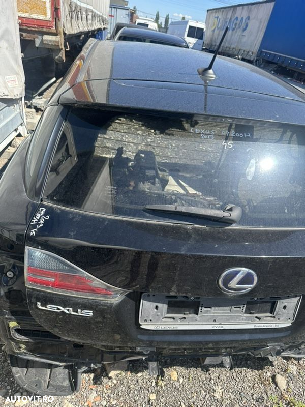 Haion  LEXUS CT200H an 2013 complet cu luneta - 2