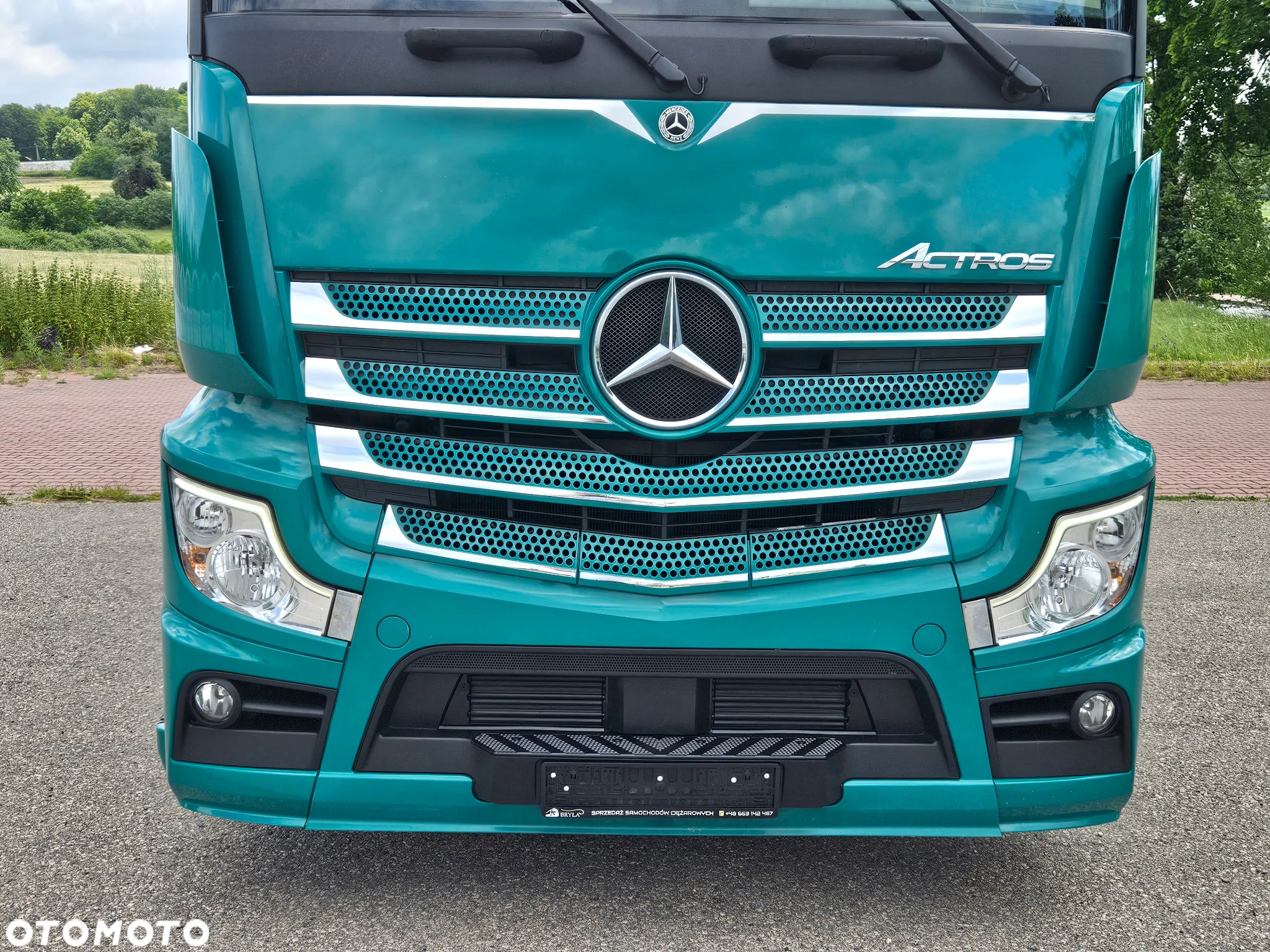 Mercedes-Benz ACTROS 1833 / BURTO-FIRANKA / WINDA / 18 PALET / 8600 ŁADOWNOŚĆ / AUTOMAT / DUŻY SILNIK / 10.2019  ROK / SYPIALKA / LEDY / KAMERY / VIRTUAL COCPIT/ JAK NOWY - 14