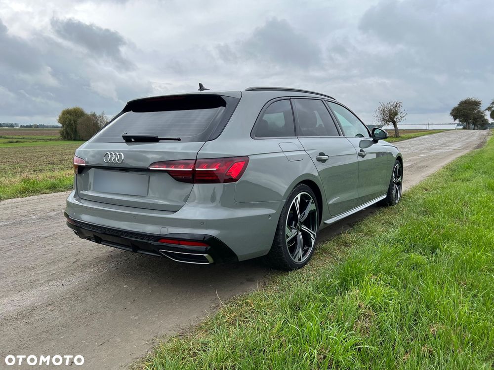 Audi A4 Avant 40 TDI S tronic - 5