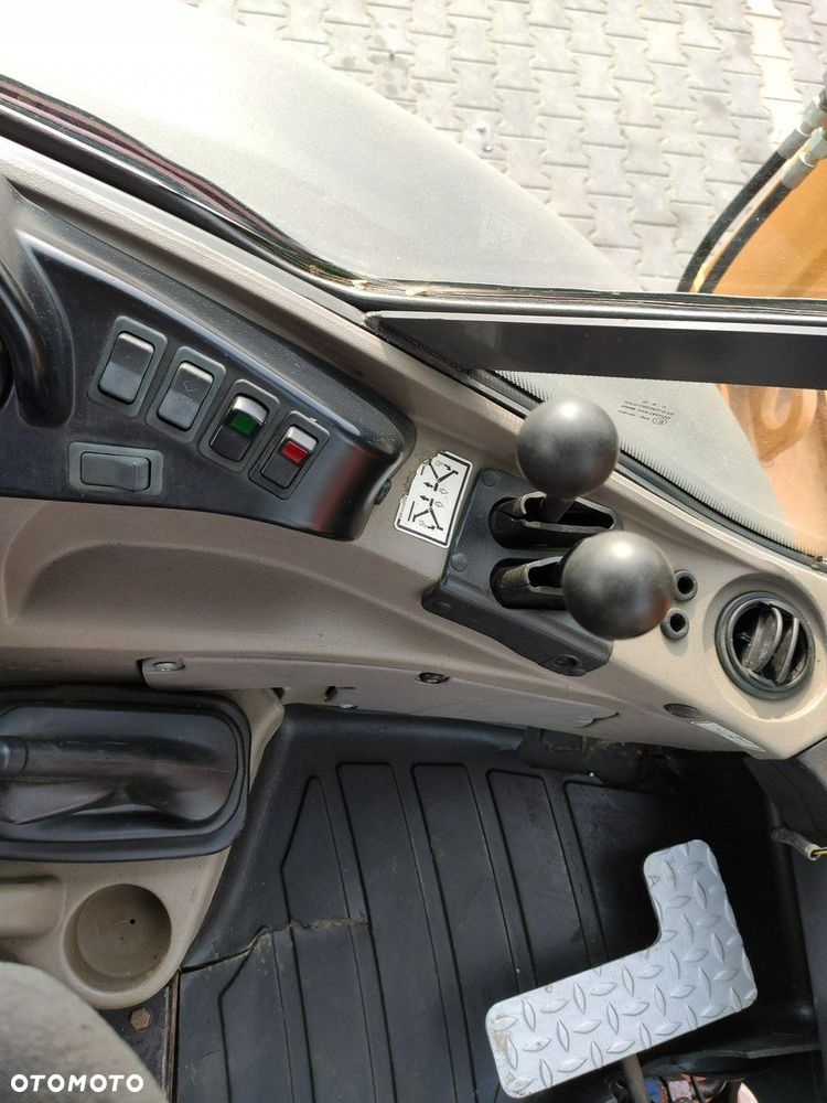 Case 695SR2-4PS - 29