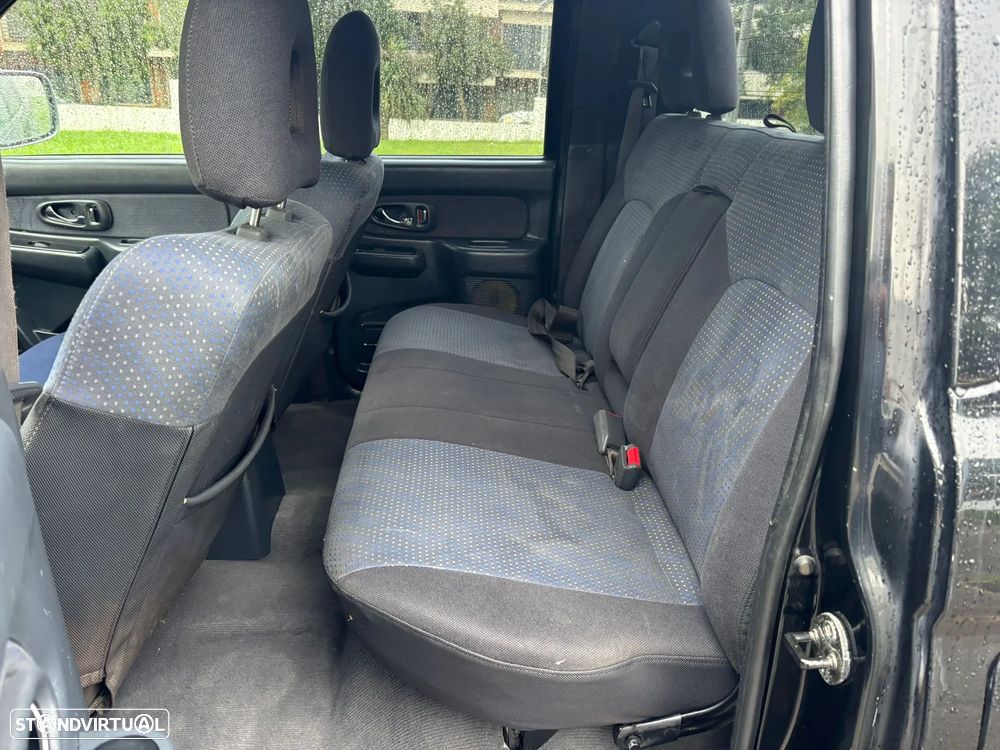 Mitsubishi L200 2.5 TD CD Strakar ABS+AC - 26