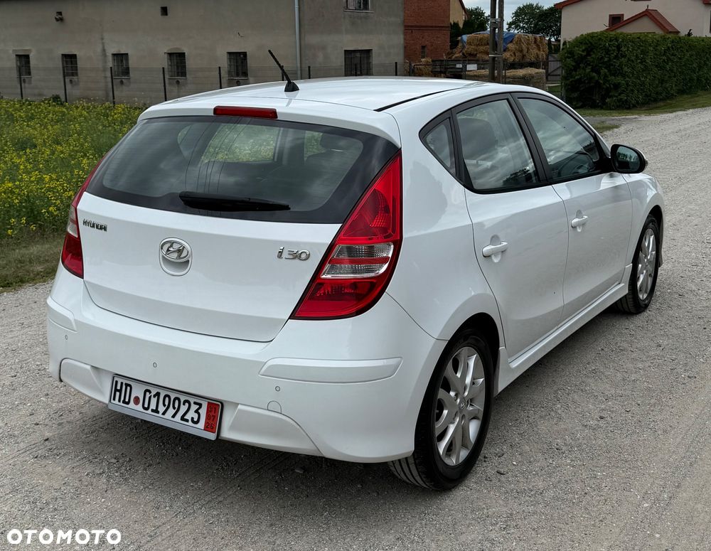Hyundai i30 1.4 White Edition - 6