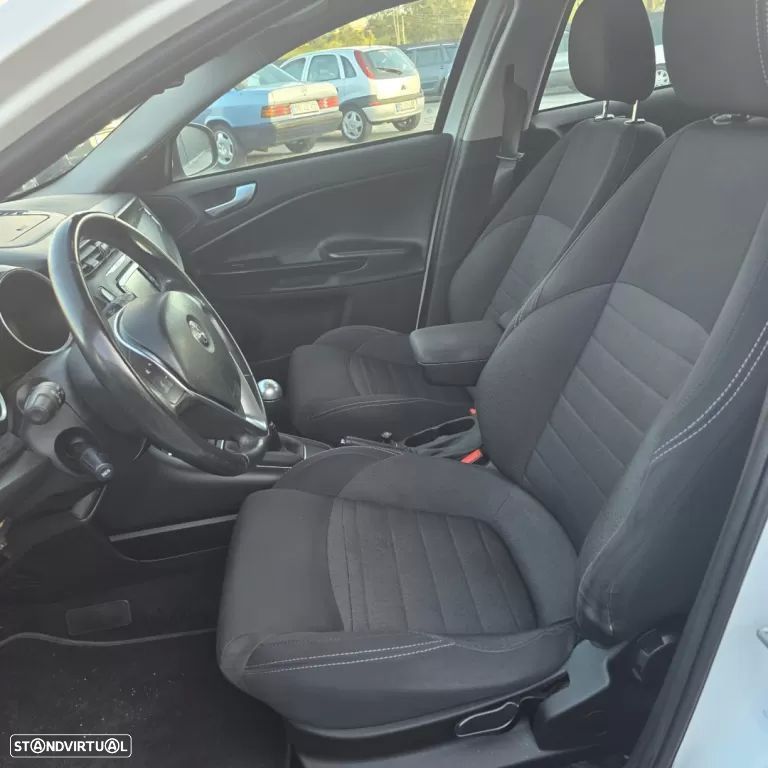 Alfa Romeo Giulietta 1.6 JTDM Sport - 32
