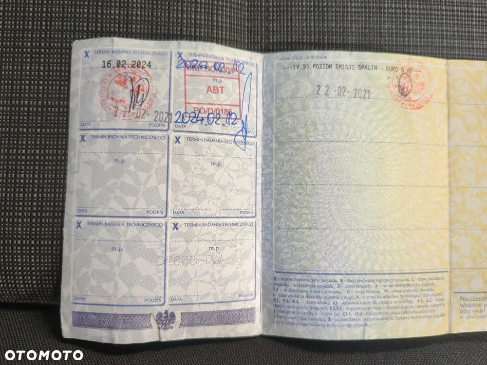 Volkswagen Passat - 23