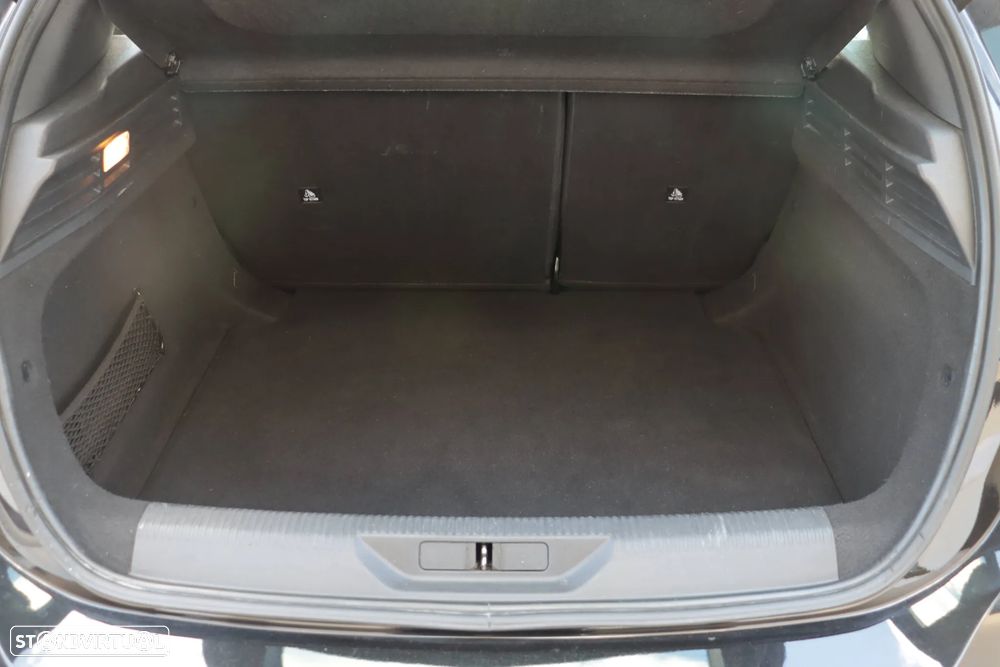 Peugeot 308 PureTech 130 EAT8 Active Pack - 29