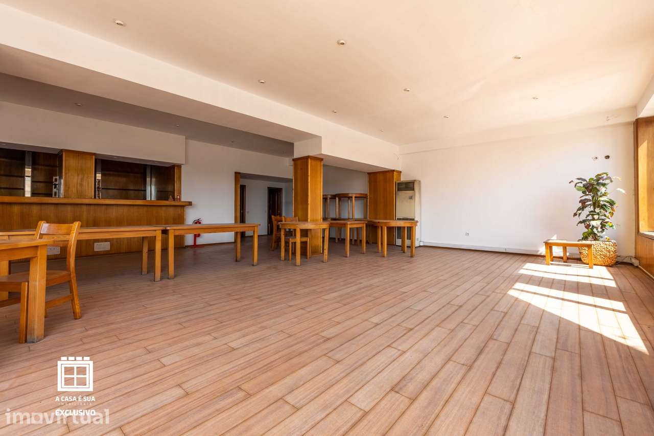 Loja Comercial espaçosa em São Roque, Oliveira de Azeméis - Exclusivo - Grande imagem: 3/33