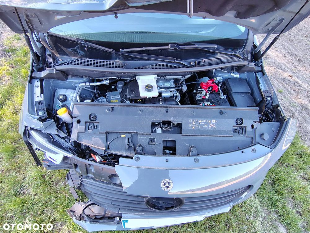 Mercedes-Benz ecitan - 12