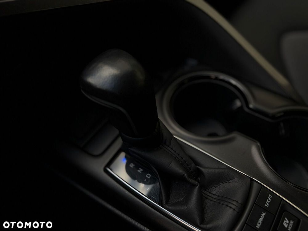 Toyota Camry 2.5 Hybrid Comfort CVT - 31