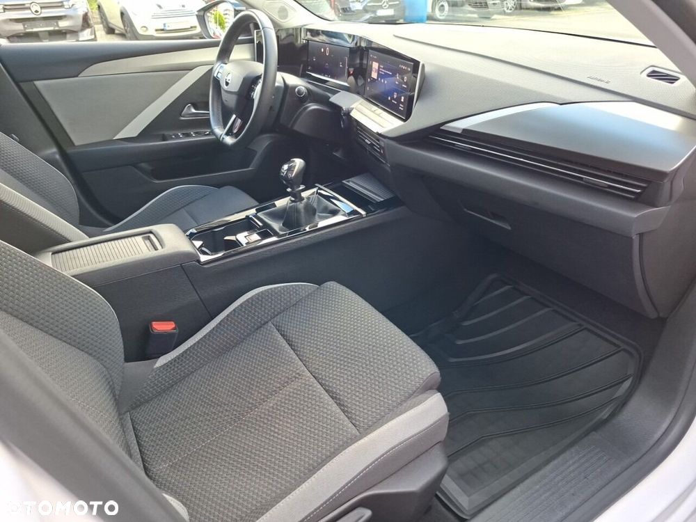 Opel Astra - 18
