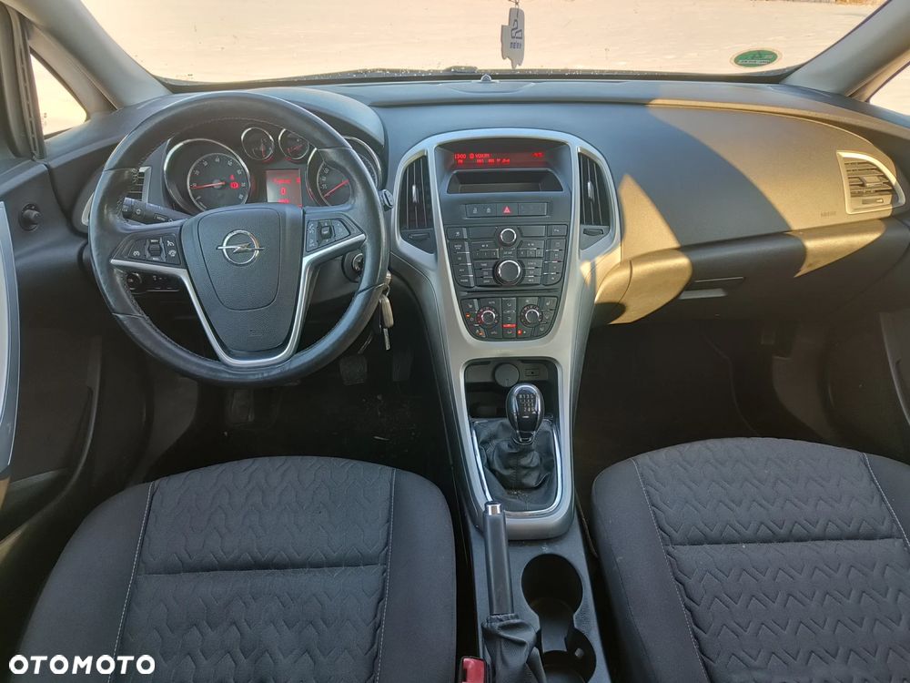 Opel Astra - 6